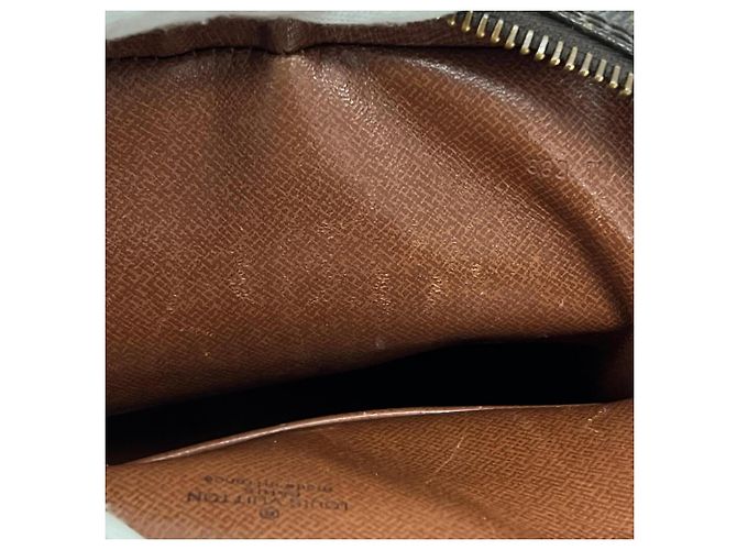 Louis Vuitton Amazon M45236 Shoulder Bag Monogram - view 17