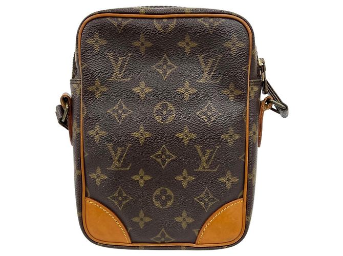 Louis Vuitton Amazon M45236 Shoulder Bag Monogram - view 2