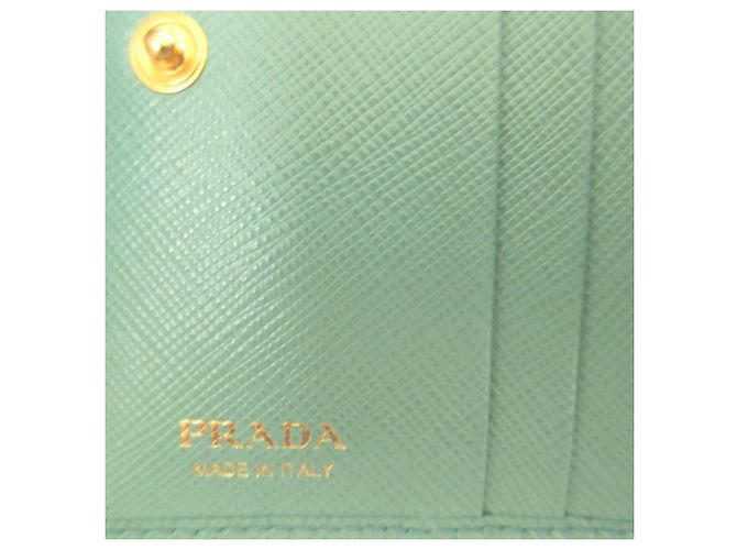 Portafoglio Prada 1MV204 in pelle Saffiano verde, bifold - vista 8