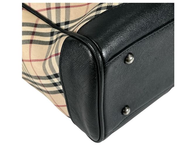 Bolsa Burberry Nova Check Preto Bege - vista 7
