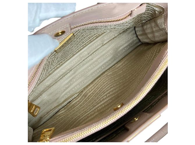Bolso Prada Galleria Saffiano Lux Beige - vista 11