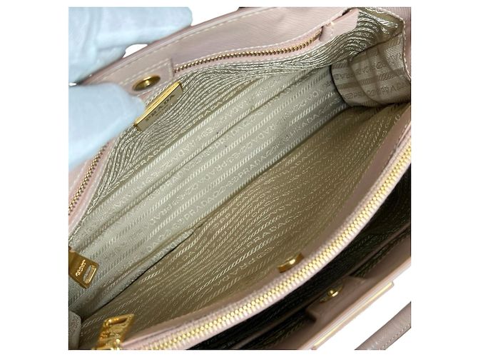Bolso Prada Galleria Saffiano Lux Beige - vista 13