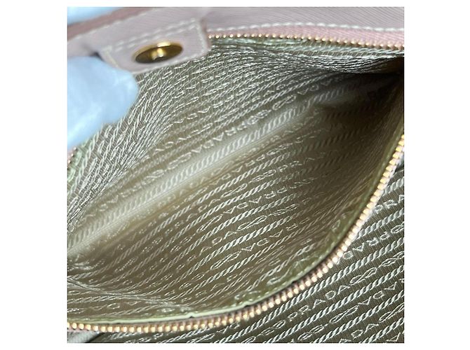Bolso Prada Galleria Saffiano Lux Beige - vista 14