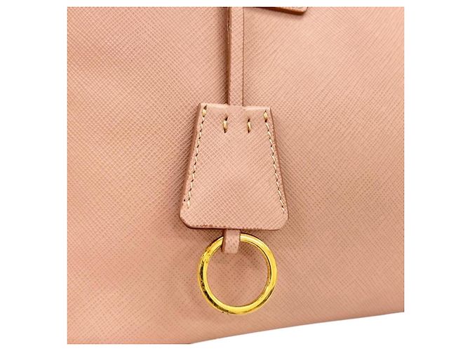 Bolso Prada Galleria Saffiano Lux Beige - vista 16
