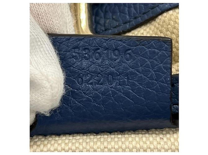 Borsa a tracolla Gucci Soho con catena e G intrecciate Blu - vista 18