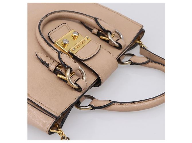Borsa a mano Miu Miu in pelle 2way Beige Gold Auth BA16044A D'oro - vista 6