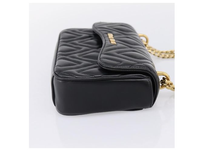 Bolsa de Ombro com Corrente Miu Miu Couro Preto Dourado Auth 207621SAM - vista 4