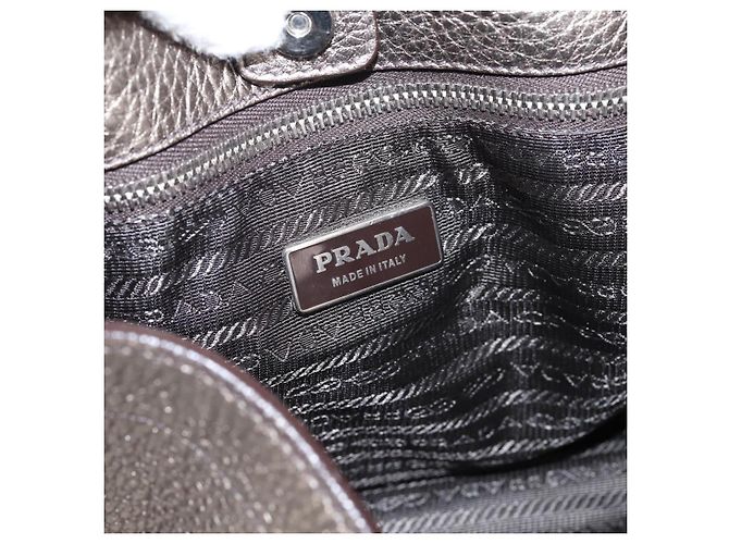 PRADA Schultertasche aus Leder Silber BR3353 Auth am12759V - Ansicht 18