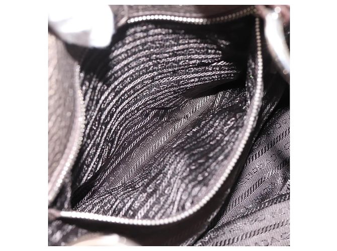 PRADA Schultertasche aus Leder Silber BR3353 Auth am12759V - Ansicht 22