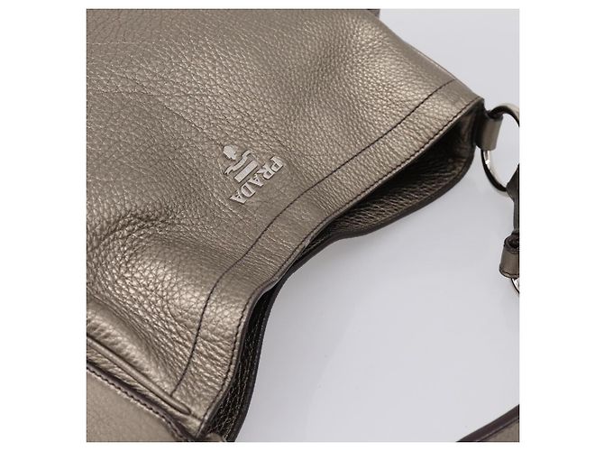 PRADA Schultertasche aus Leder Silber BR3353 Auth am12759V - Ansicht 6