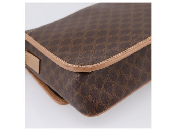 Céline Borsa a tracolla CELINE Macadam Canvas PVC Leather Brown Gold Auth 205063V Marrone D'oro - vista 17