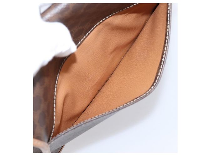 Céline Borsa a tracolla CELINE Macadam Canvas PVC Leather Brown Gold Auth 205063V Marrone D'oro - vista 24