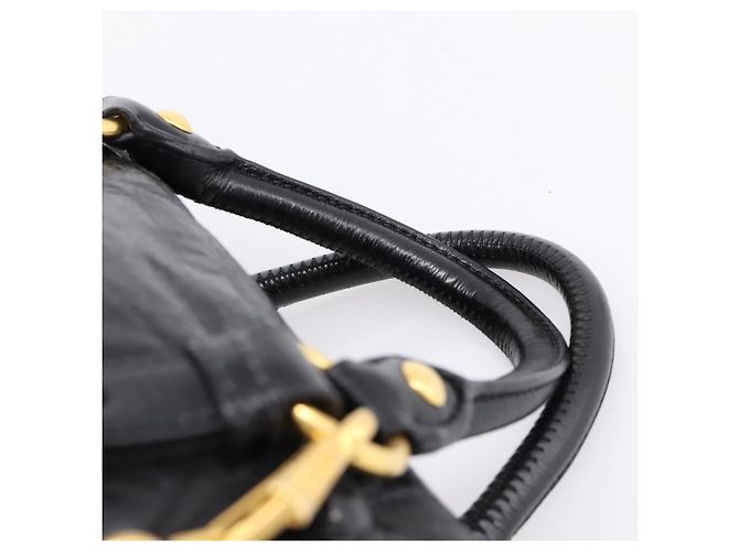 Bolsa de mão Miu Miu em couro 2way preta tom dourado Auth 167724SAM Preto - vista 15