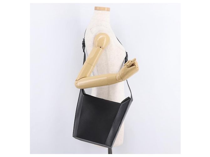 Sac à épaule LOUIS VUITTON Epi Sax Noir M80161 LV Auth ep16280 - vue 27