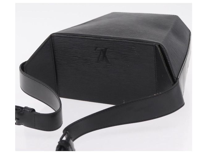 Sac à épaule LOUIS VUITTON Epi Sax Noir M80161 LV Auth ep16280 - vue 6