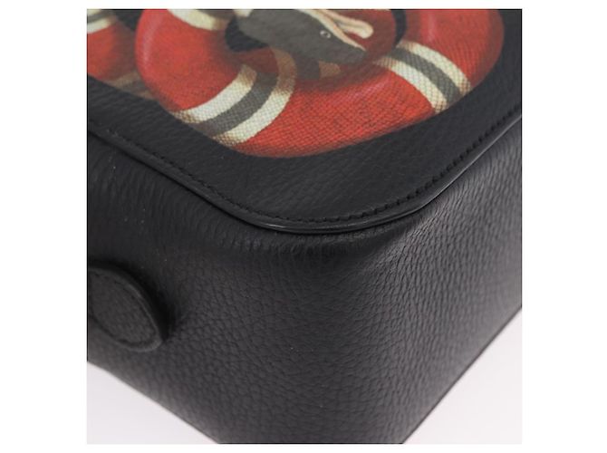 Borsa a tracolla GUCCI Snake in pelle nera e oro 453565 Auth ka6449V Nero - vista 16