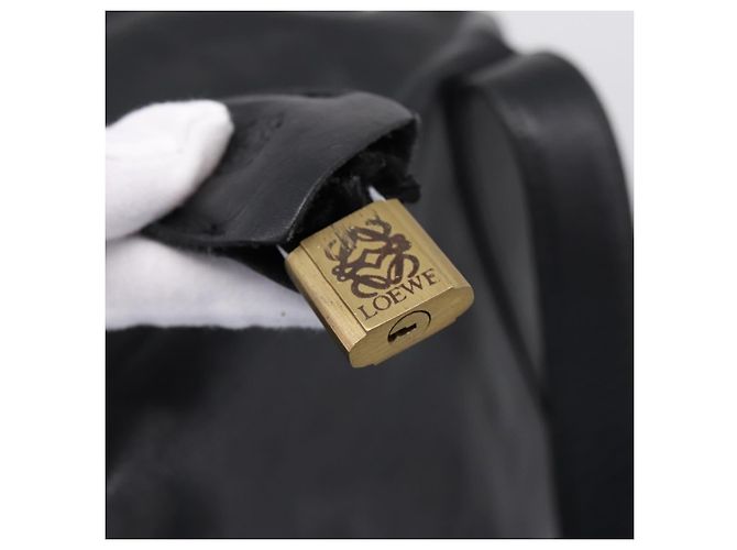 LOEWE Schultertasche aus Leder Schwarz Goldfarben Auth ka6432V - Ansicht 9
