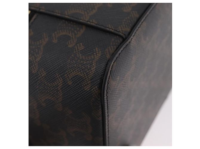 Céline CELINE Triomphe Vanity Pouch PVC Black Gold Auth 207214V Golden - view 16
