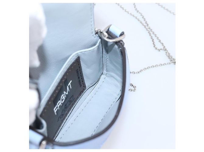 FENDI x FRGMT x POKEMON Nanobucket Chain Mini Dragon Leather Blue Auth 167751SM Argento Blu chiaro - vista 22