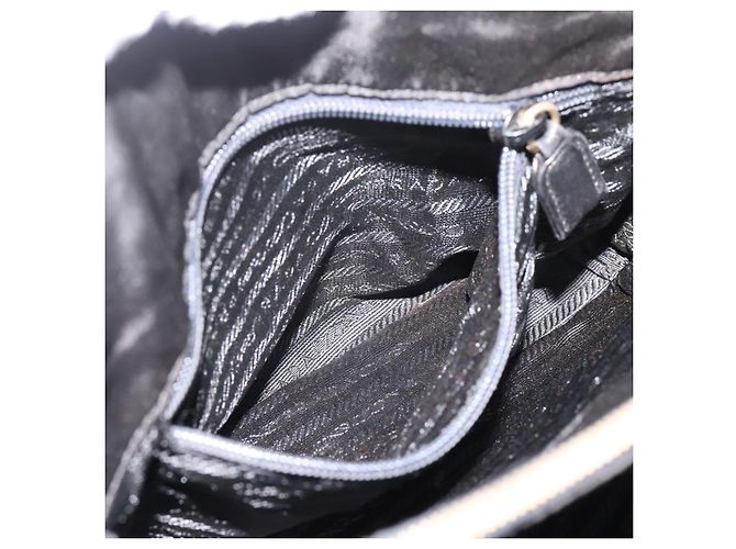 PRADA Chain Tote Bag aus Leder und Nylon Schwarz Gold Auth am12698V Golden - Ansicht 24