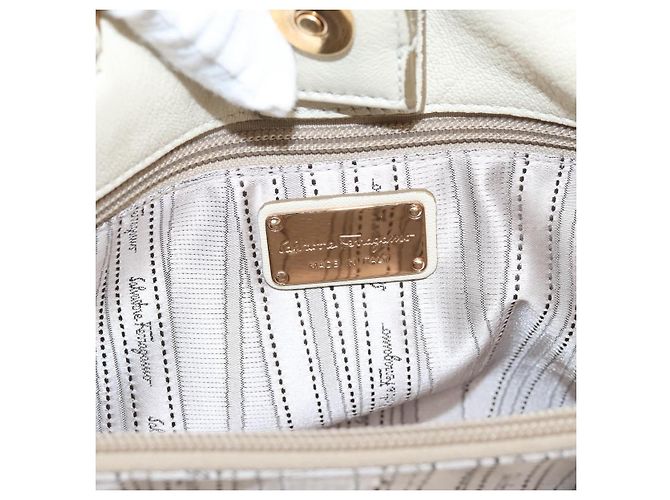 Borsa a tracolla Salvatore Ferragamo Vala in pelle 2way Ivory Gold Tone Auth 207588 Crudo - vista 22