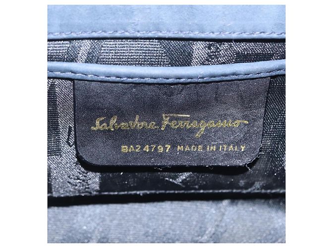 Borsa a tracolla Salvatore Ferragamo Gancini in camoscio blu navy e tono oro Auth ka6530A - vista 12