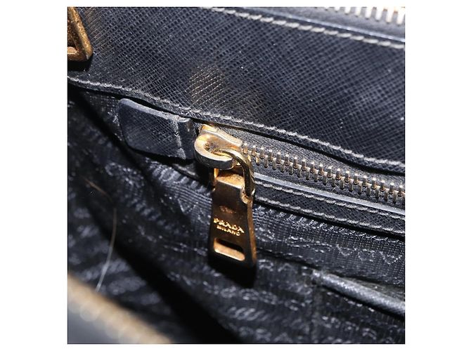 Borsa a mano PRADA Galleria in pelle Safiano Nero Oro Auth 205439 D'oro - vista 25