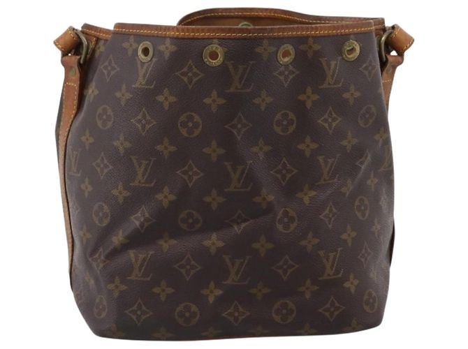 LOUIS VUITTON Monogram Petit Noe Shoulder Bag M42226 LV Auth 206692 Monogramma - vista 2