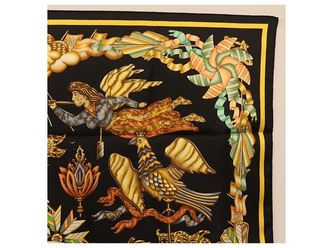 Hermès Pañuelo HERMES Carre 90 Seda Negro Amarillo Auth ki6865M - vista 4