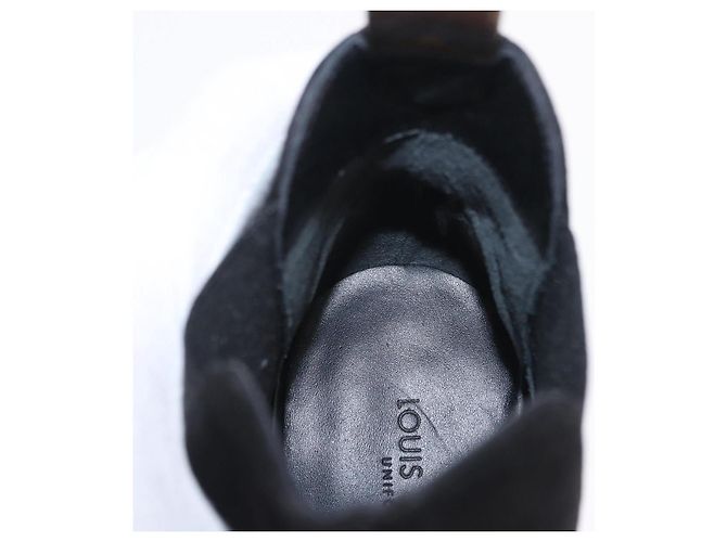 LOUIS VUITTON Bottines en daim 40 Noir LV Auth 204942M - vue 36