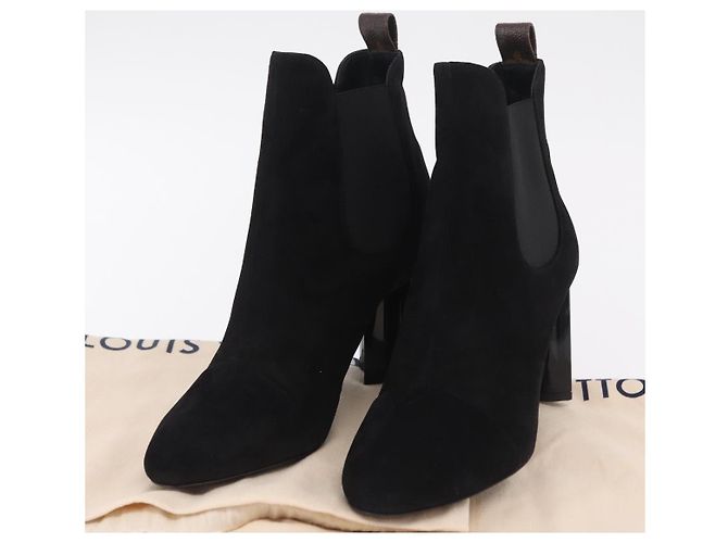 LOUIS VUITTON Bottines en daim 40 Noir LV Auth 204942M - vue 39