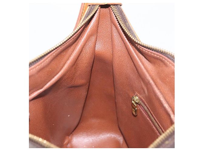 LOUIS VUITTON Monogram Boulogne 30 Shoulder Bag M51265 LV Auth 205935 Monograma - vista 21