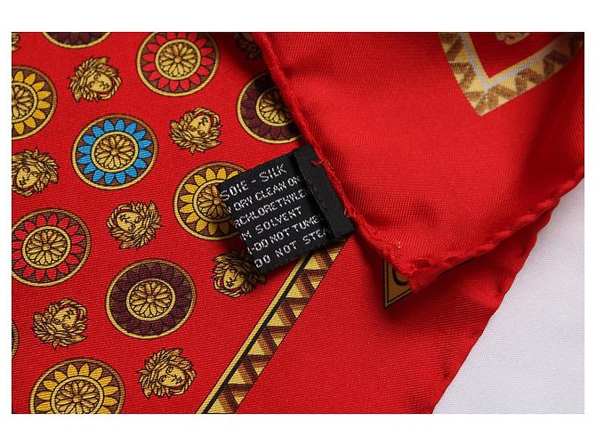 Atelier versace, Mini foulard in seta con stampa medusa Rosso Multicolore - vista 5