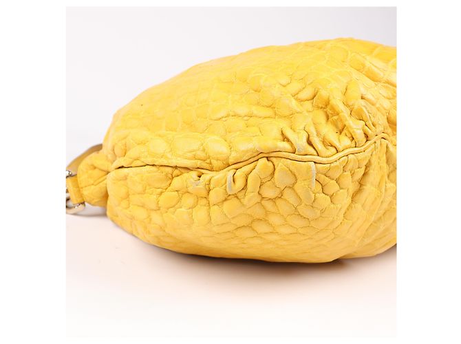 Gucci Exotic leathers - Alligator Hysteria 2-Wege Handtasche in Gelb - view 11