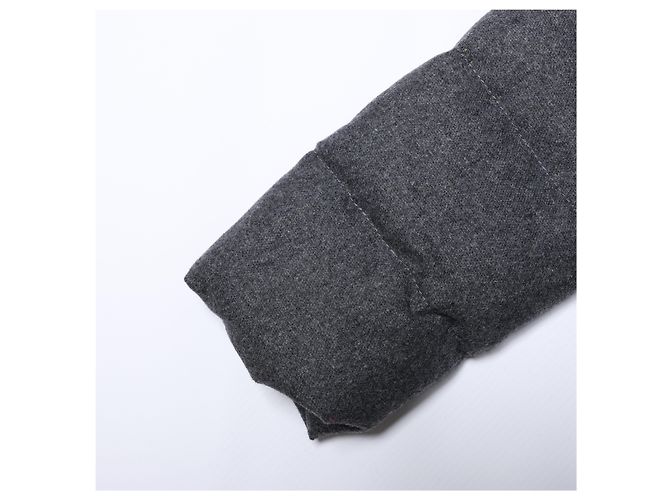 Fendi Steppjacke aus Wollmischung mit Pelzbesatz, Größe 40 IT Grau - Ansicht 7