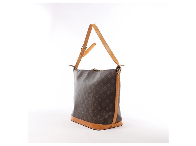 Bolsa de ombro Louis Vuitton Amfar 3 Monogram em marrom Vermelho - vista 3