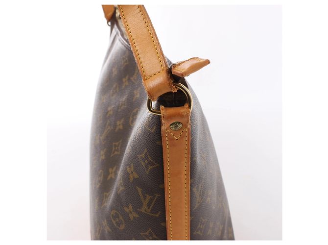 Bolsa de ombro Louis Vuitton Amfar 3 Monogram em marrom Vermelho - vista 5