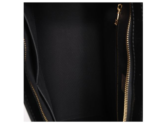 Bolso de mano Louis Vuitton Brea MM en cuero Vernis Negro - vista 11