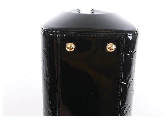 Bolso de mano Louis Vuitton Brea MM en cuero Vernis Negro - vista 8