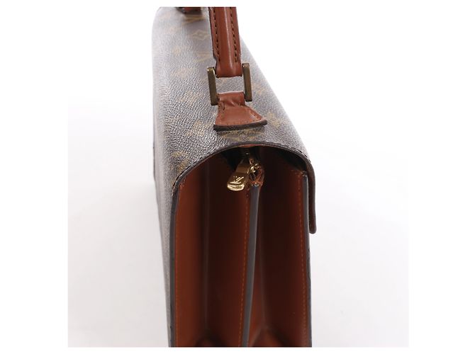 Borsa a mano Louis Vuitton Concorde Monogram in marrone Rosso - vista 4