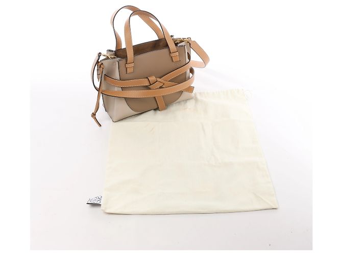 Loewe Gate Mini Leder 2Way Handtasche in Beige - Ansicht 13