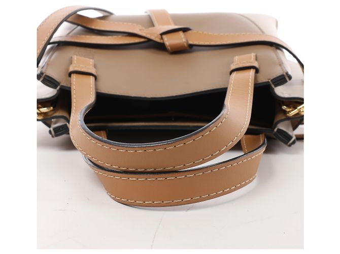 Loewe Gate Mini Leder 2Way Handtasche in Beige - Ansicht 6