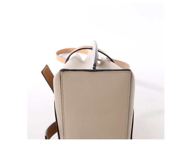 Loewe Gate Mini Leder 2Way Handtasche in Beige - Ansicht 9