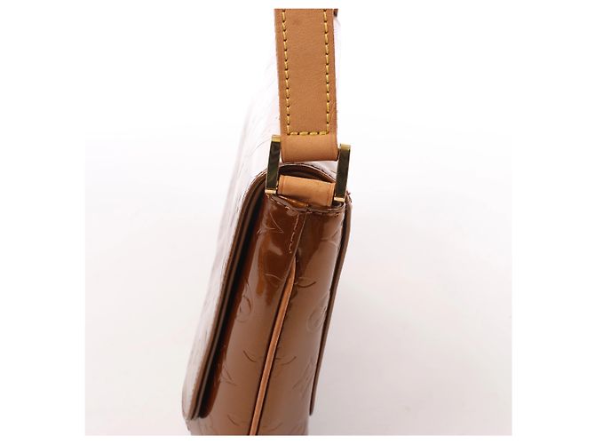 Borsa a tracolla Louis Vuitton Thompson Street in pelle Vernis marrone - vista 5