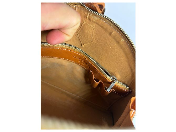 Courreges Vintage Courrèges Strukturierte Lederhandtasche mit Tragegriff Ende der 1990s Tan Kamel - Ansicht 5