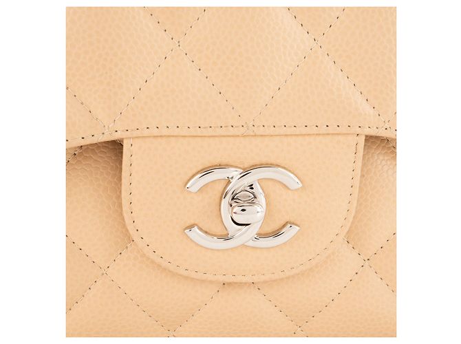 CHANEL - Borsa a tracolla Classic/Timeless Jumbo Chanel in pelle caviar beige - vista 5