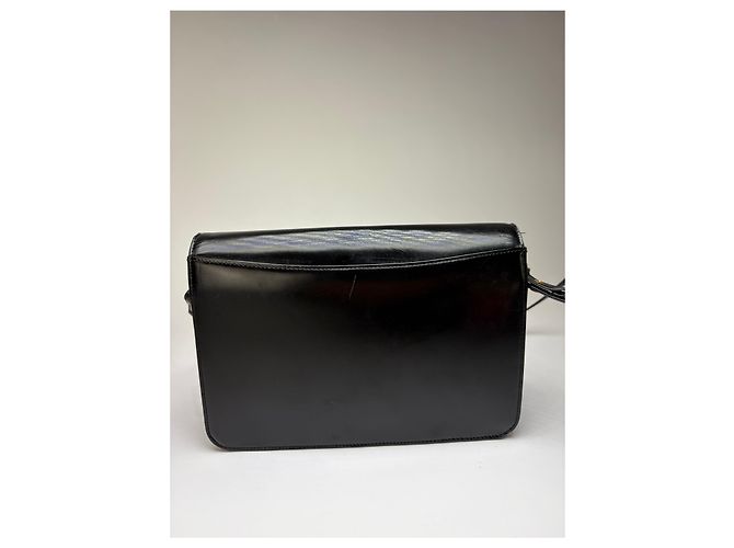 Vintage Givenchy 4G Logo Schultertasche mit Klappe Ende der 1970er Jahre Schwarz - Ansicht 14