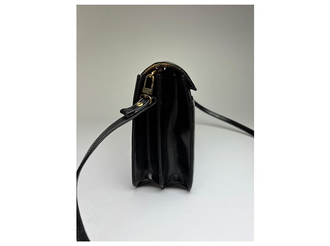 Vintage Givenchy 4G Logo Schultertasche mit Klappe Ende der 1970er Jahre Schwarz - Ansicht 7