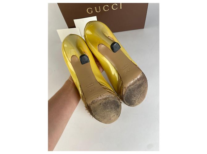 Décolleté platform peep-toe in vernice Gucci Vintage c. fine anni 2000 Giallo EU36.5 - vista 3