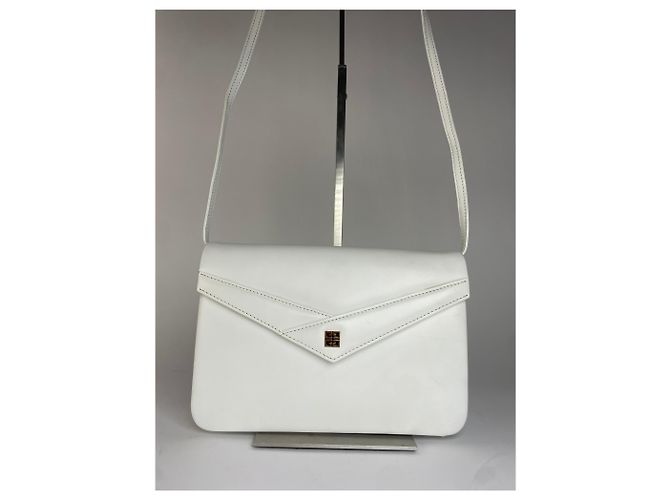 Vintage Givenchy 4G Logo Schultertasche mit Klappe Ende der 1970er White Weiß - Ansicht 14